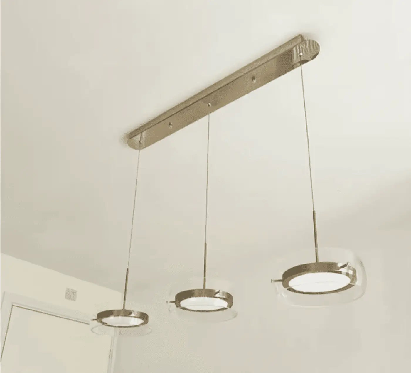 Plafonnier industriel pour cuisine avec triple anneaux